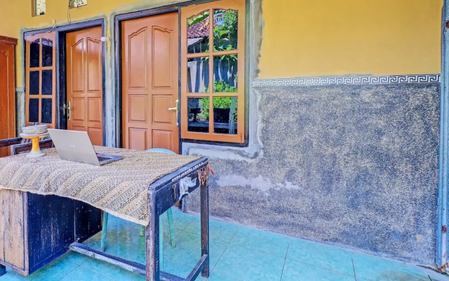 Hotel O Sekar Jagat Near Pantai Baluk Rening