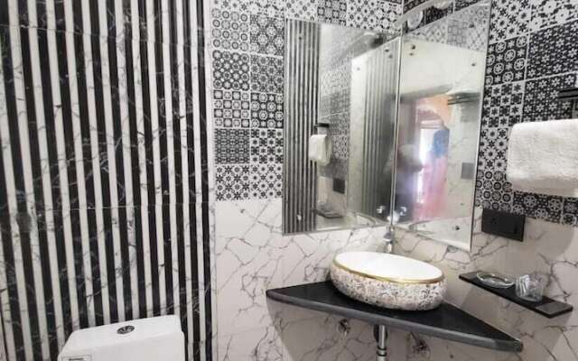 7 Hills Hotel & Resort