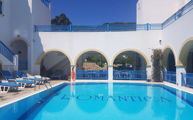Pantonia Apartments