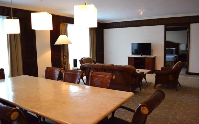 Waterfront Airport Hotel & Casino