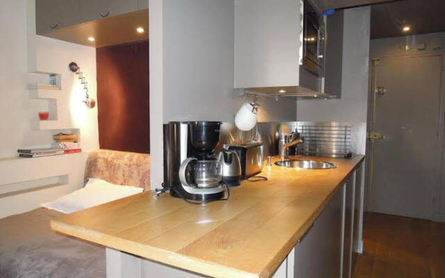 Urban Flat 174 - Vuitton St Denis