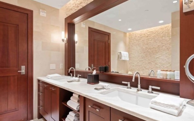 4 Bedroom + Den Luxury Residence at Solaris Residences