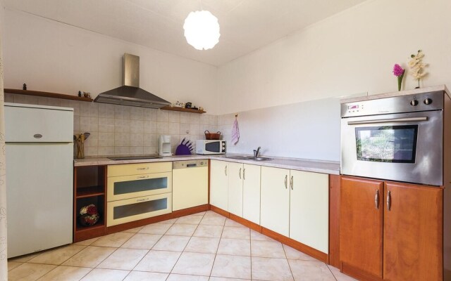 Stunning Home in Medulin With Wifi and 2 Bedrooms