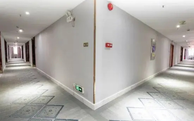 Charming Hotel