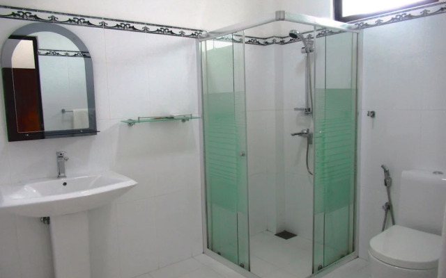 Oruthota Chalets