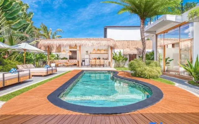 Villa Belize - Lush 4BDR villa, rooftop terrace – Pool – Tibubeneng