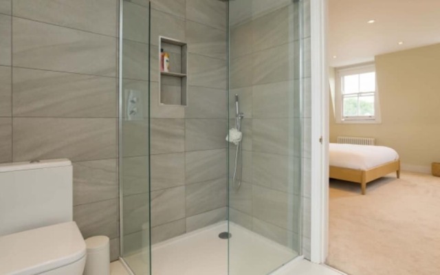 Veeve - 4 bed house, Winston Road, Stoke Newington