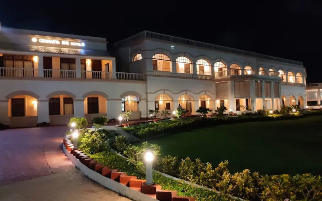 OYO 3010 Chanakya BNR Hotel