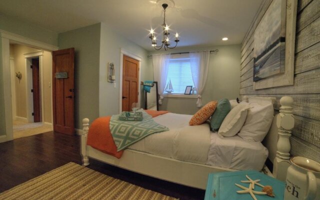 Shawnigan Suite B & B