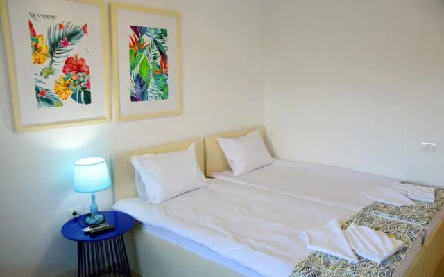 Spring Holiday Resort