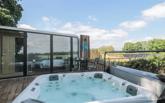 Buckland House Pod