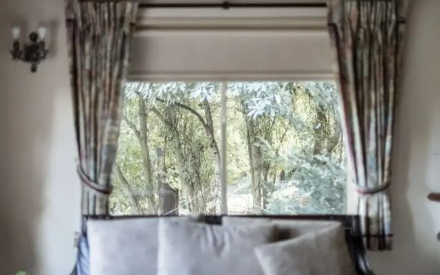 Shakespearean Inspired Holiday Resort