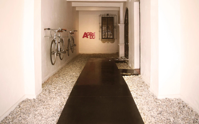Agrado Guest House