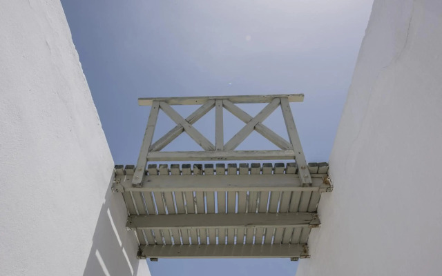 Nissos Thira