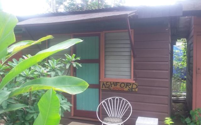 Secret Cabins at Firefly Beach Cottage