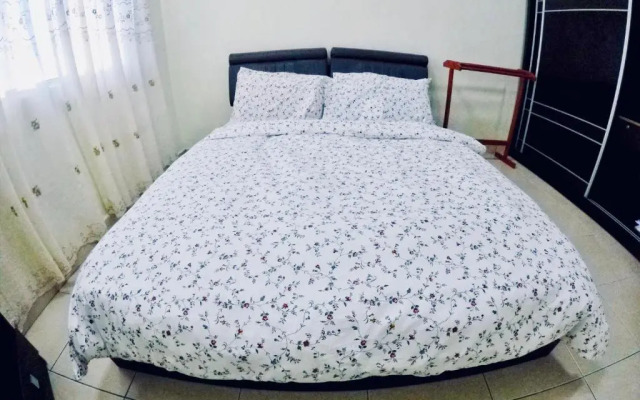 Pelangi Mall Condominum by iHost