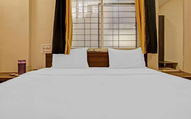 Collection O 86901 Royal Inn