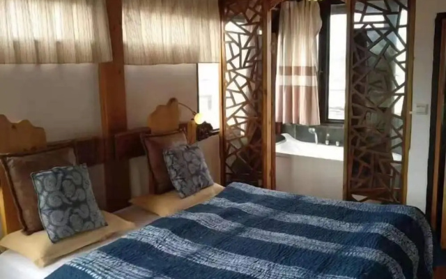 Ziyou Suiyue Design Hostel – Guest Rooms – Lijiang
