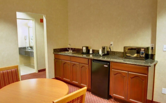 Best Western Plus Media Center Inn & Suites