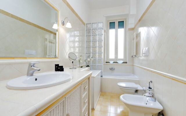 Domus Flavio - My Extra Home