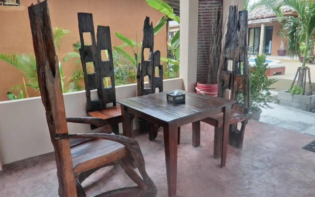 Panisara Pool Villa Huahin