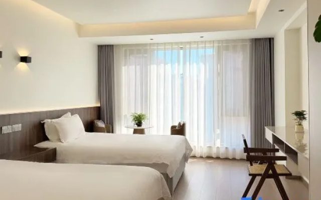 Cloud Lodge Elegance — hotel in Taizhou