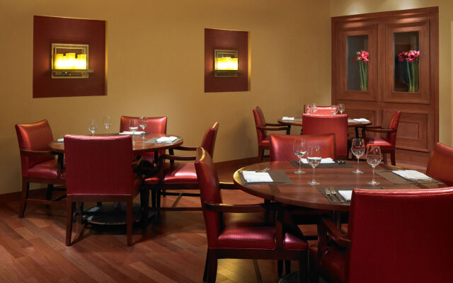 Wyndham Cleveland Airport