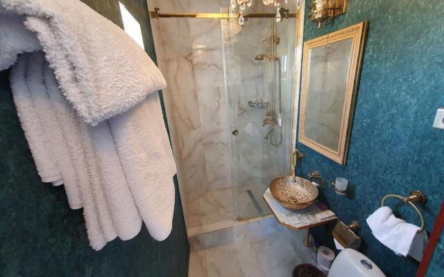 Апартаменты на проспекте Курортный 75Д