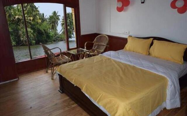 Pondicherry Houseboats
