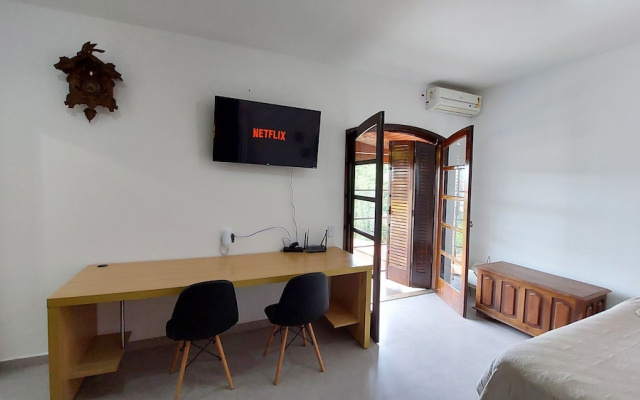 Lindo estudio perto do Hospital BOS