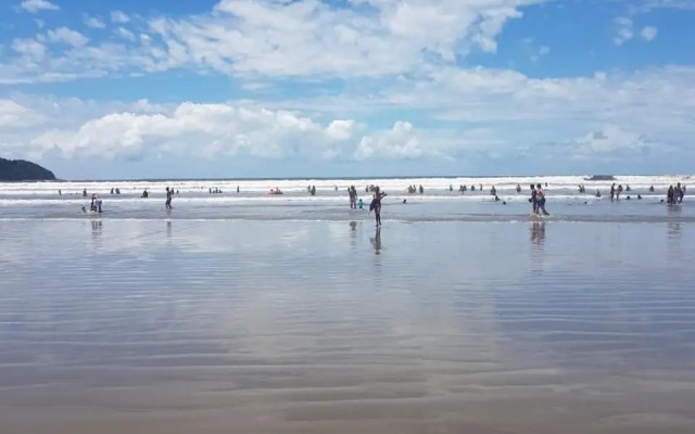 Frente Mar, Vista Mar - Doce Lar de Bertioga Indaiá