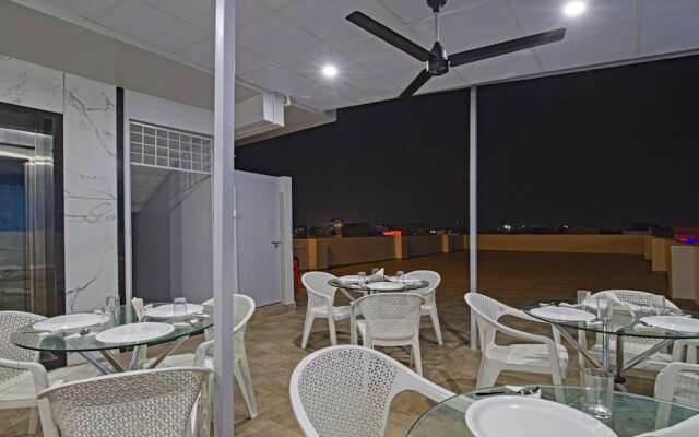 Treebo Abhi Suites, 400 M From Guntur Junction