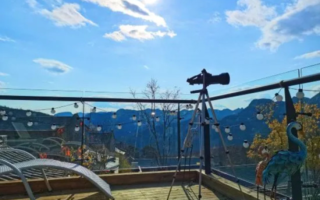 Yining Shanyin Courtyard