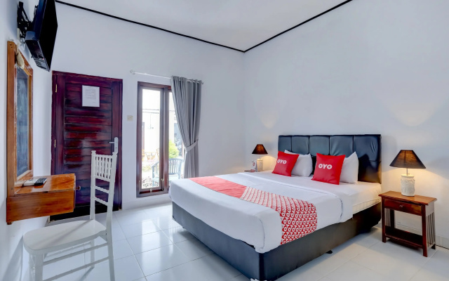 Bahtera Guest House by OYO Rooms