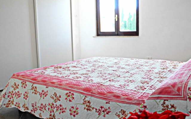 Spacious Holiday Home in Lucca With Swimming Pool