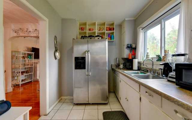 Memphis Vacation Rental, 7 Mi to Downtown!
