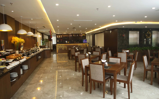 Reyna Hotel Hanoi