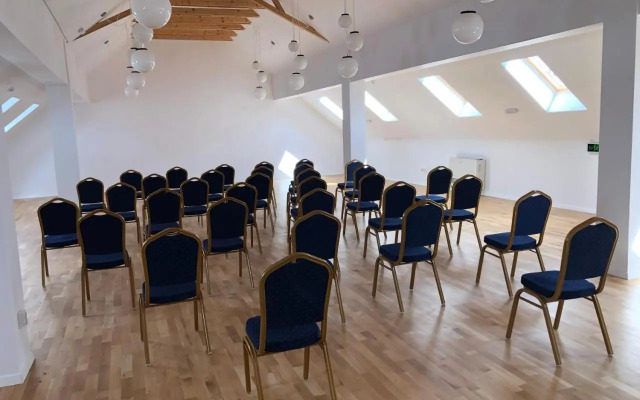 Pensiunea Salina Gymnasium