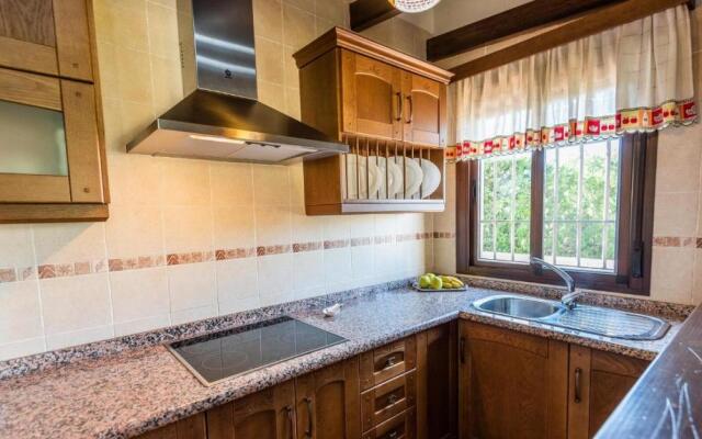 Casa Los Valles Alozaina by Ruralidays