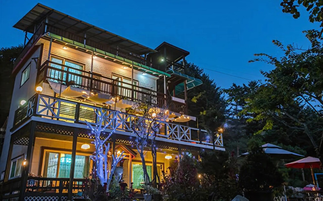 Yangpyeongwhite Tree Pension