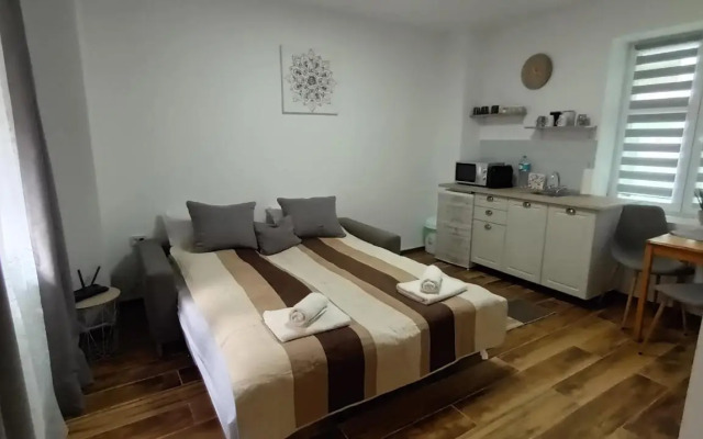 Cezar Home Studio