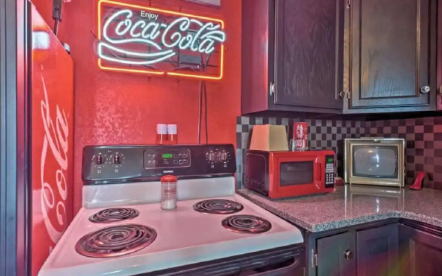 Presley's Penthouse 2BR Branson Resort Condo
