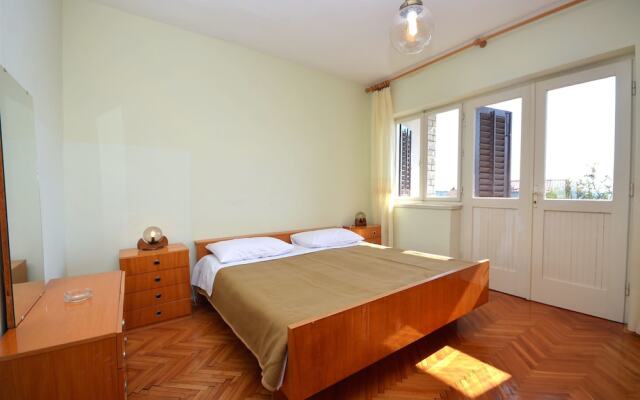 Apartments and Rooms Gordana
