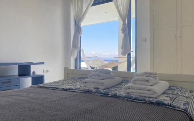 NV pool villa Aegina 1