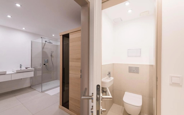 OliverLux Aparthotel