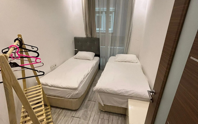 The Nar Suit & Apart