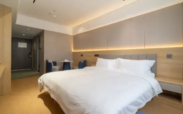 Qiuwang Hotel (Shanghai Caobao Road Subway Station Branch)