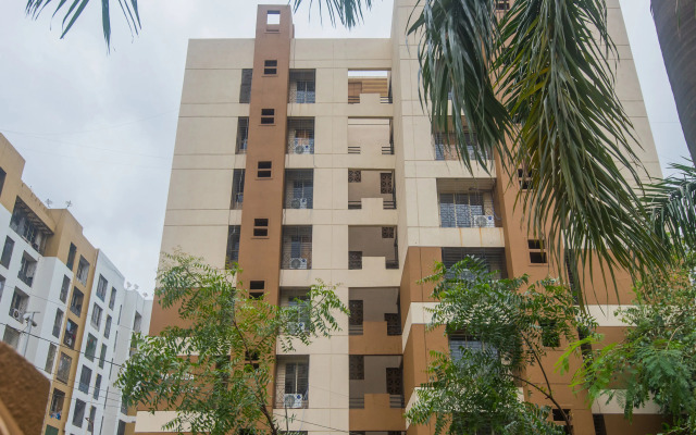 Yashodha Apartments by OYO Rooms
