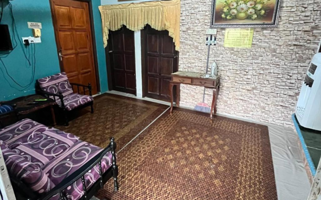 Roomstay Kuala Nerus Gated Parking – Guest Rooms – Kuala Terengganu