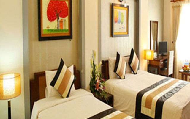 Hotel Taj Galaxy
